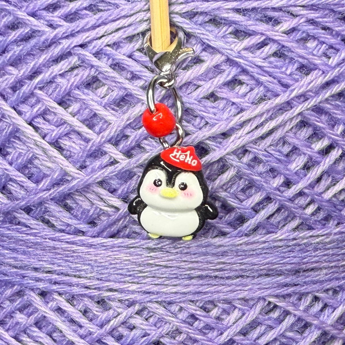 Stitch markers penguin resin