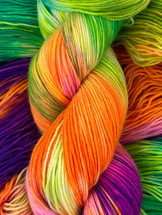 Strahlender Farbwirbel - Einfach Socken