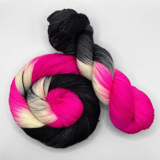 Pink-Schwarz
