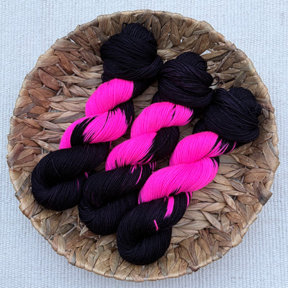 Black Edition - Hot Pink
