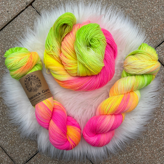 NEON RAVE - Limited Drop - Classic Socks